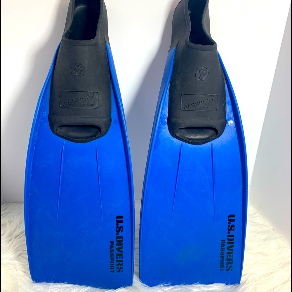 U.S. Divers Passport Fins size 5-7